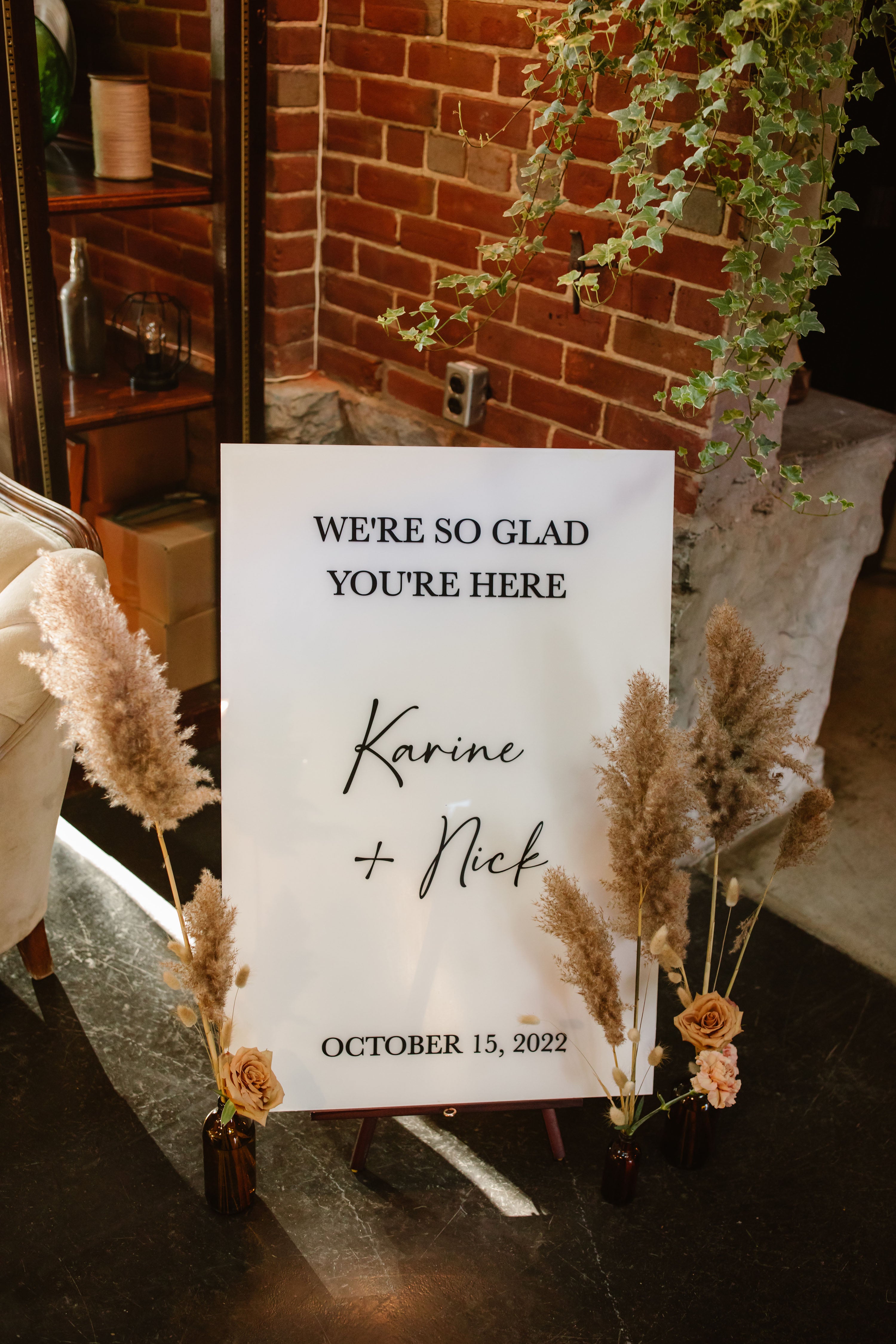 🤍 Karine & Nick — Modern White Acrylic Wedding Welcome Sign