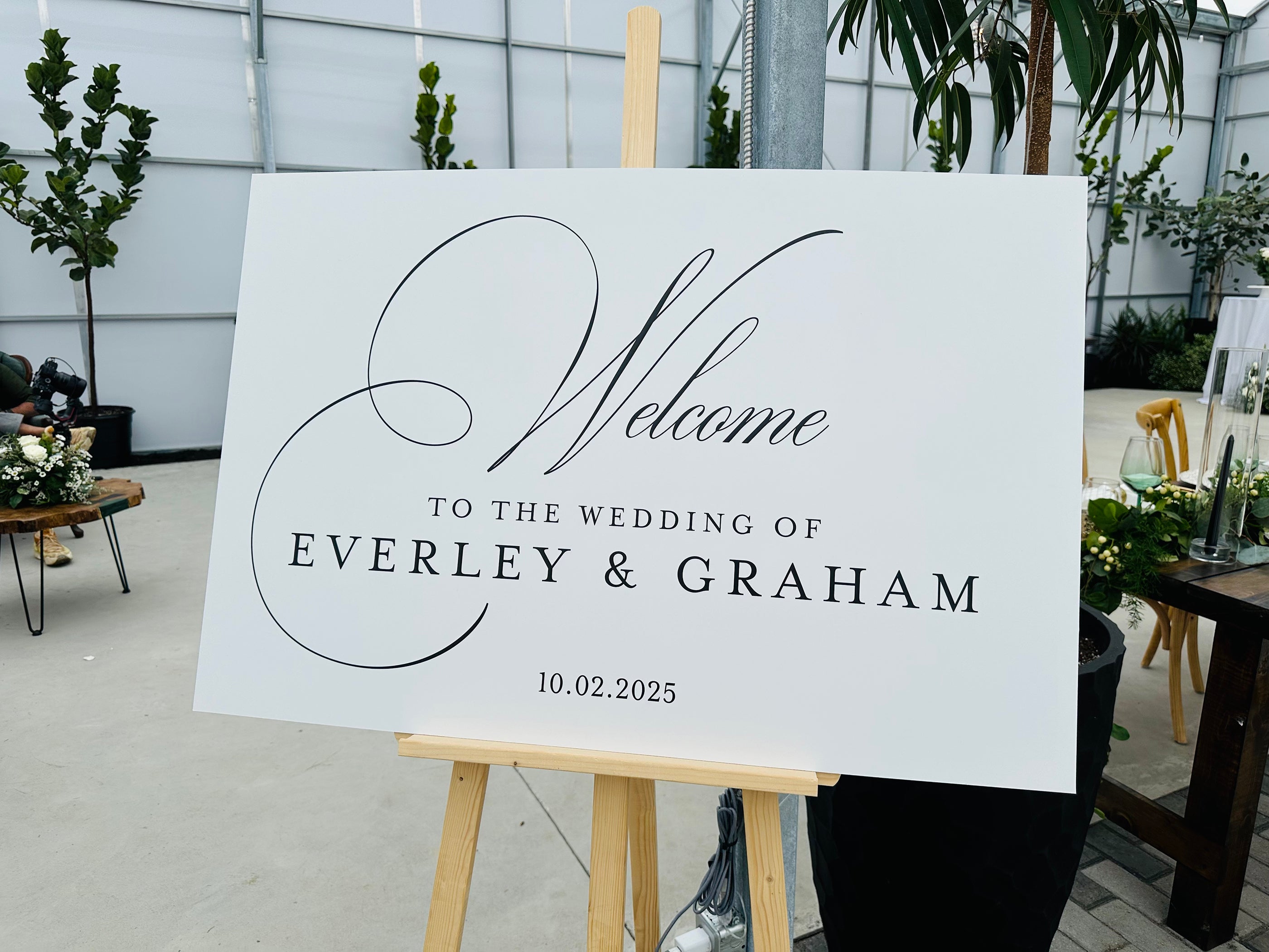 🤍 Everley Collection — Elegant Script Wedding Welcome Sign