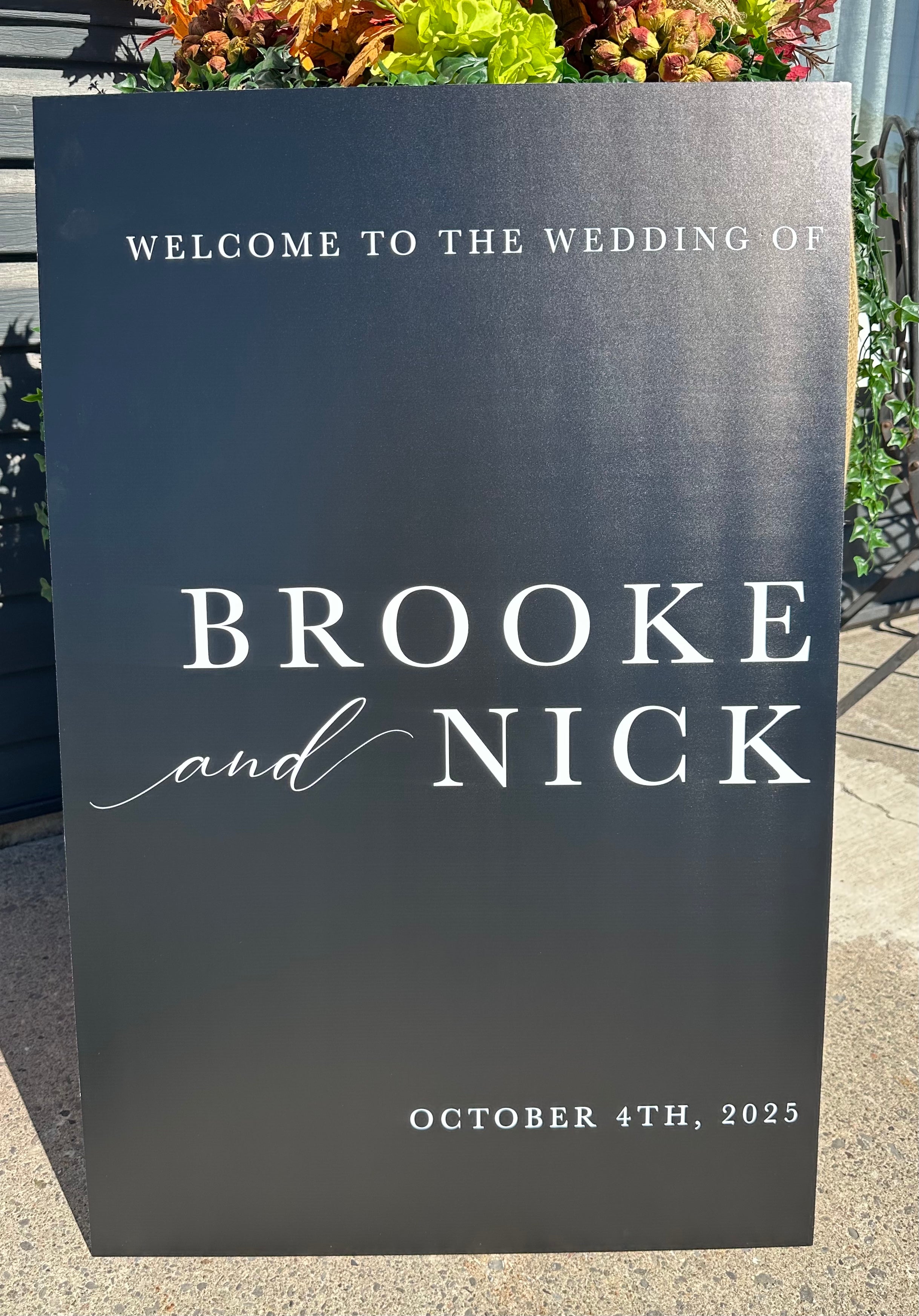 🖤 Brooke & Nick — Modern Black & White Wedding Welcome Sign